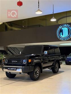 تويوتا لاند كروزر 76